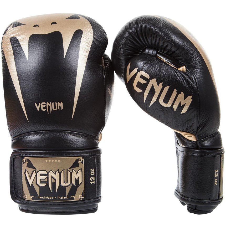 Venum Giant 3.0 Boxing Gloves Black/Gold